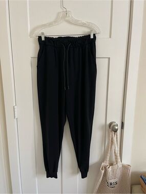 Lululemon Classic Black Drawstring Joggers